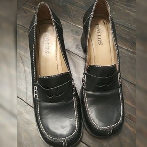 Two Lips MIA Shoe
